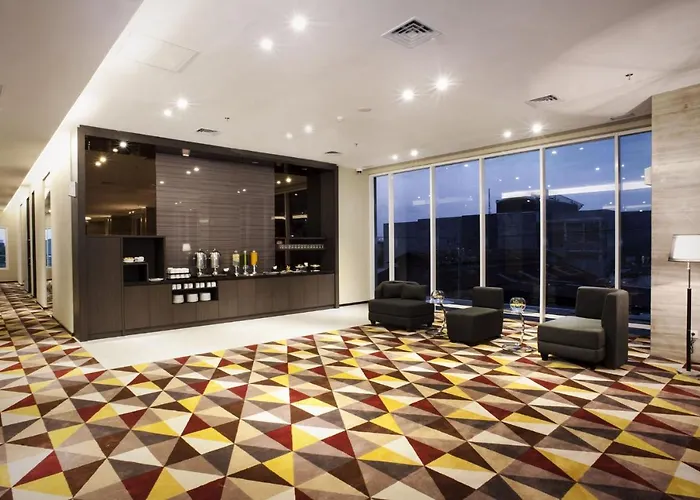 Holiday Inn Express Surabaya Centerpoint By Ihg